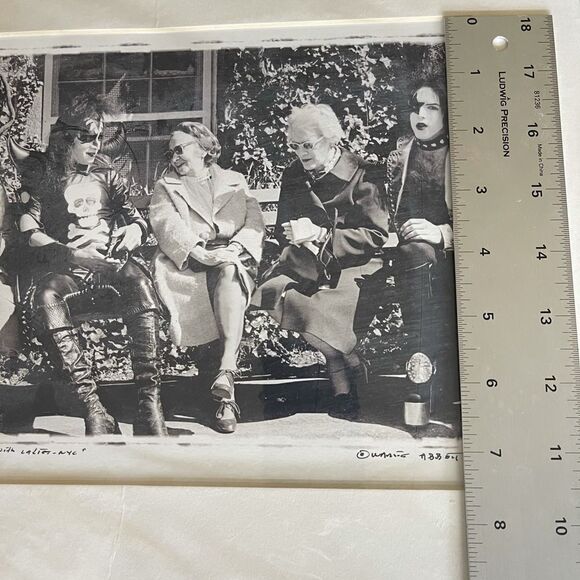 KISS ON Park Bench, Waring Abbott original print - Picture 7 of 7